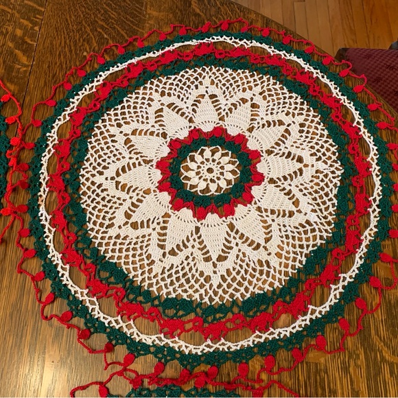 Crocheted Christmas Doilies - Picture 4 of 6